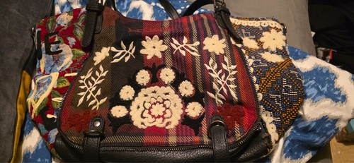 Desigual.YESQUERE.ROTTERDAM.ta