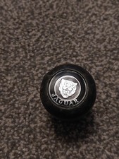 JAGUAR VINTAGE GEAR KNOB..GOOD CONDITION WITH JAGUAR LOGO