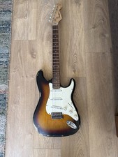 Fender Squier  Stratocaster Electric Guitar Sunburst Road Worn