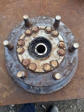 Front axle wheel hub fits Daf LF45 7.5ton truck 6 stud axle