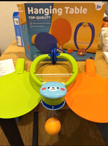 Hanging table tennis bat - hanging,