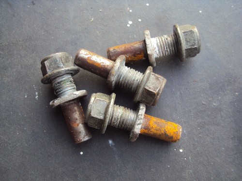 Rear drive sprocket - drive, bolts