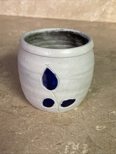 Williamsburg pottery sugar - pottery,