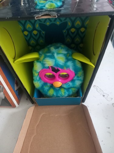 Furby boom blue - boom, peacock