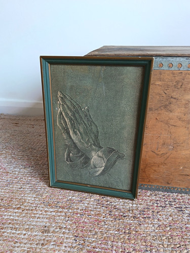Vintage praying hand - vintage, framed