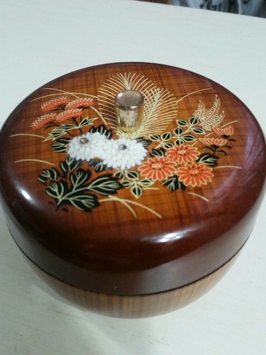 Japanese lacquered bowl with - lacquered,