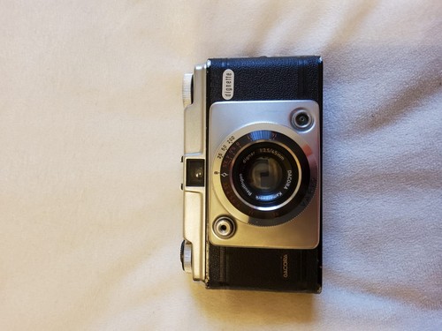Dacora dignette film camera