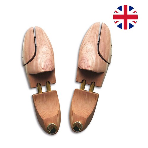 Cedar shoe tree pair - shoe,