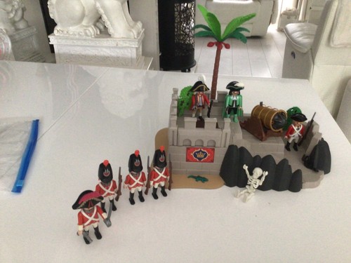 Playmobil redcoat soldiers - redcoat,