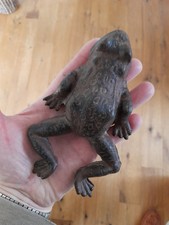 OLD Vintage cast iron Frog /