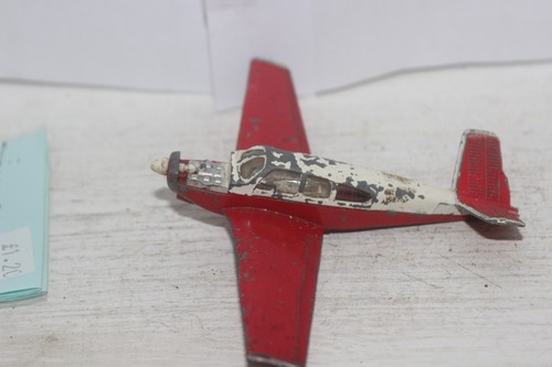 Dinky toy beechcraft 35 - dinky, s