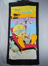 Vintage 1997 Tweety Bird Beach