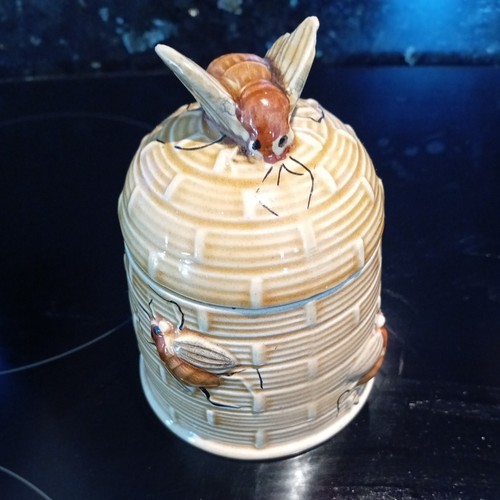 Vintage honey pot bee hive - honey,