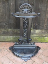 ORIGINAL ANTIQUE VICTORIAN CAST IRON UMBRELLA STAND WITH DIAMOND MARK