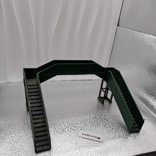 Hornby dublo footbridge - hornby,