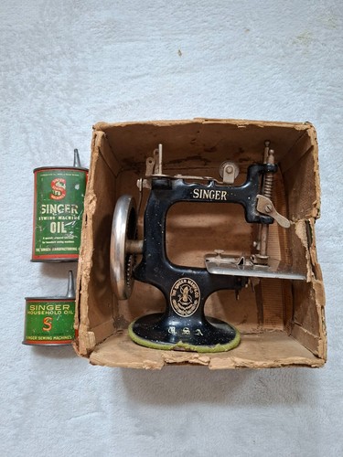 Singer vintage childs sewing - childs,