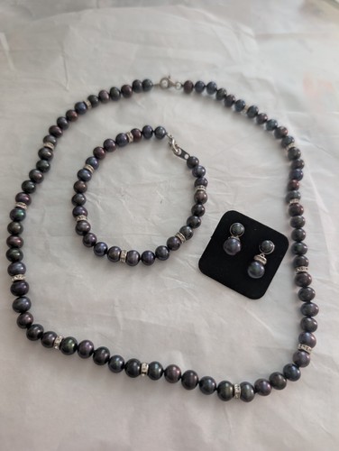 Black freshwater pearl - freshwater,