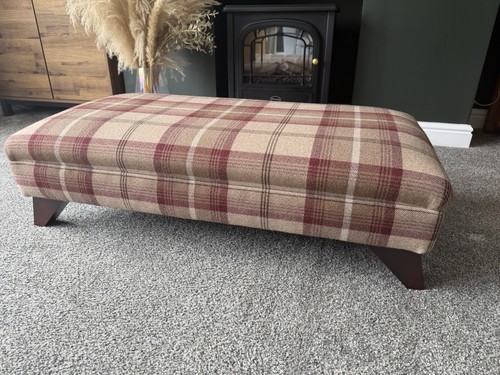 Luxury handmade upholstered - handmade,