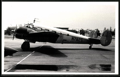 Photography twin engine - photography, low