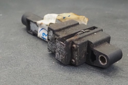 Seat lock assy - assy, fzr600