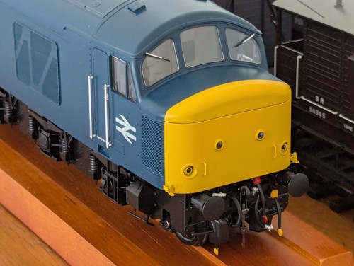 Heljan class br blue - heljan,