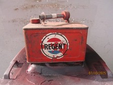 VINTAGE   REGENT  ONE GALLON