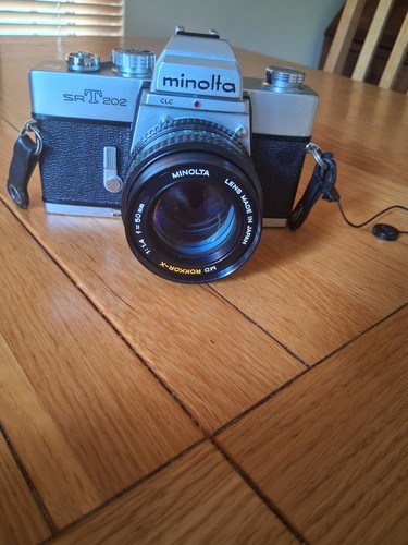 Minolta srt202 camera with - minolta,
