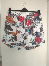 Next Size 16 White Bright