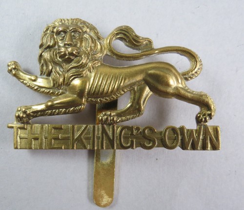 Military cap badge king own - military,