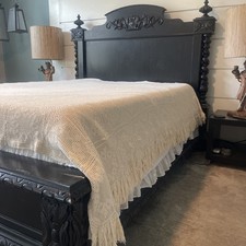 Vtg Floral Hand Crochet