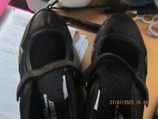 Ladies Black Suede shoes size 5