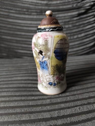 Unusual chinese vase - vase, 5cm
