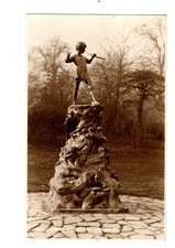 London. Peter Pan Statue
