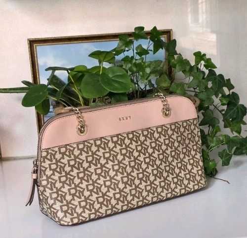 Dkny monogram bryant park - bryant,