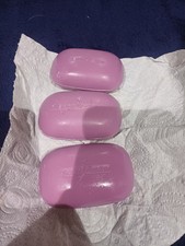 The Body Shop Vintage Sweet Berry Bar Soap 100g