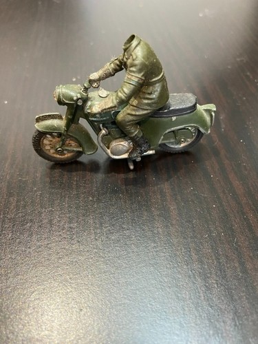 Diecast britains army dispatch - britains,