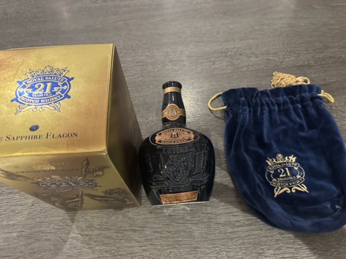 Royal salute blended scotch - royal,