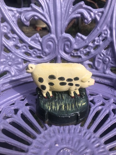 Vintage pig cast iron on - cast,