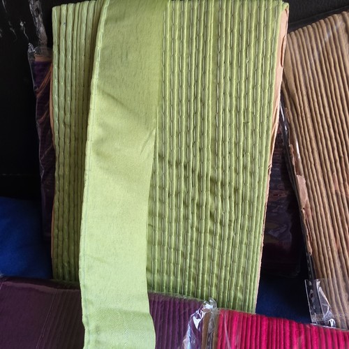 Yards mint silk - 14,