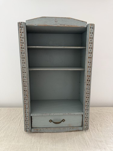 Vintage painted wooden wall - vintage,