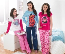 Children's Pyjamas Thomas The Tank & Friends / Elmo. New