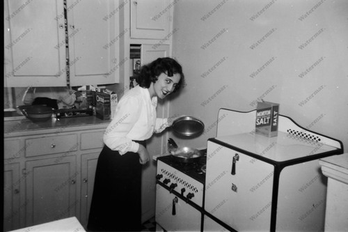 1940s candid pretty - , woman