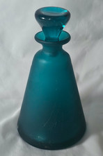 Gorgeous Emerald green frosted