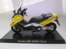 YAMAHA 2001 XP500 TMAX  1-18 SCALE  MOTORCYCLE MODEL