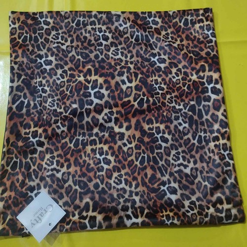 Black gold leopard print - &,