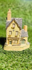 David Winter 1992 Murphy’s Cottage The Irish Collection Vintage RARE Figurine