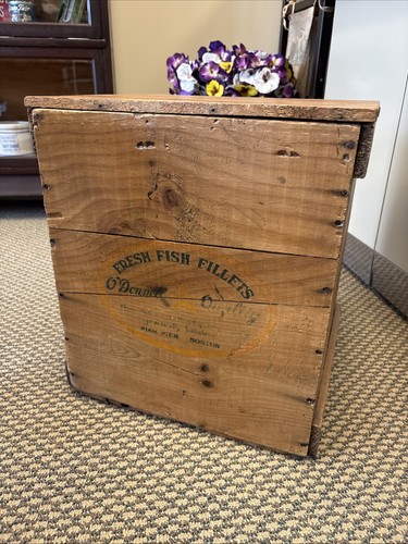 Vintage wooden crate - vintage,