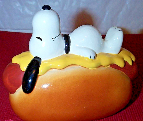 Peanuts snoopy hot - hot, dog