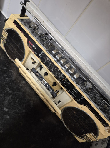 Sharp portable radio - portable, &