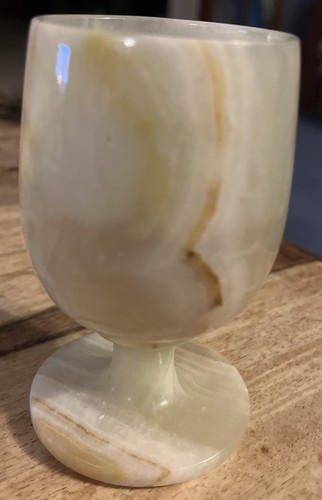 Turned alabaster stone wine